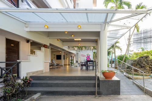 sawasdee place hotel