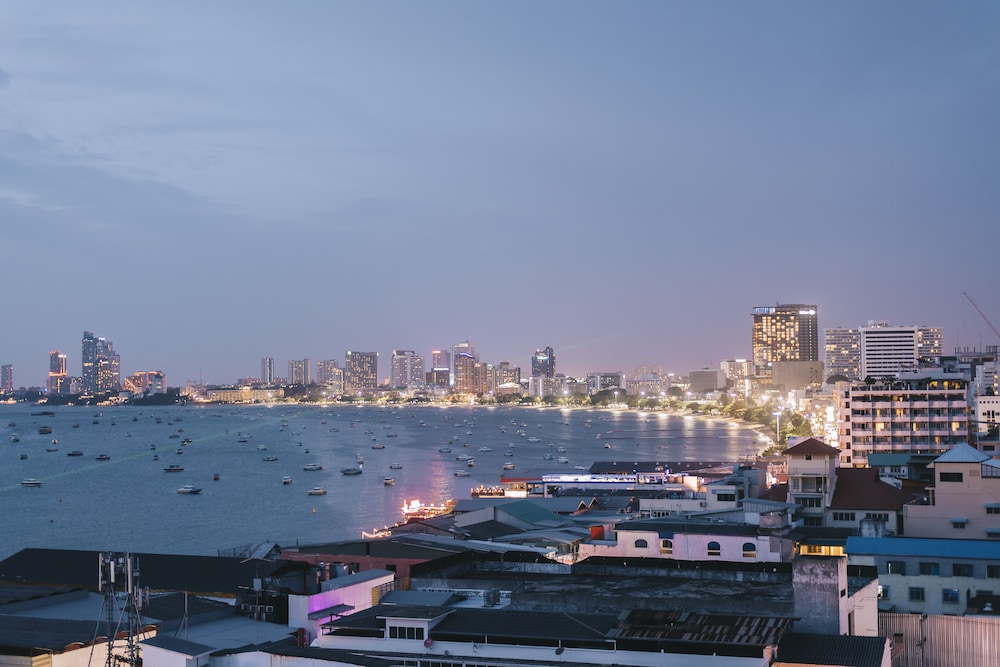 marine plaza hotel pattaya