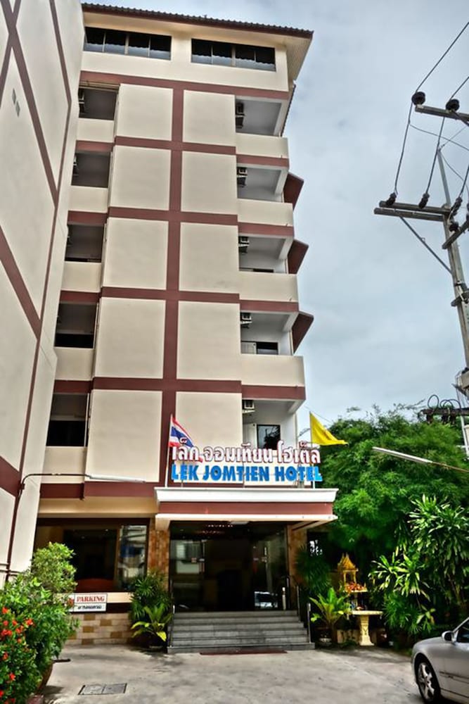 lek jomtien hotel