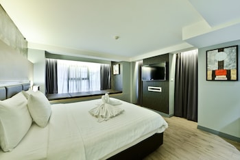 prestige suites nana