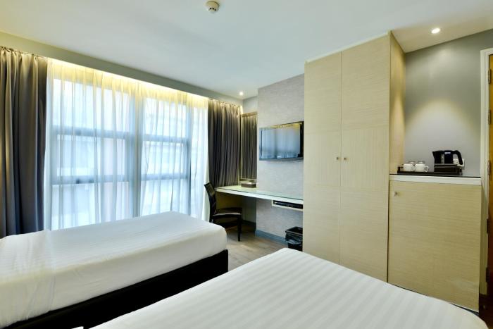 prestige suites nana