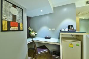 prestige suites nana