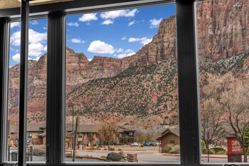 canyon casitas at zion