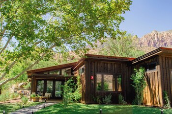 canyon casitas at zion