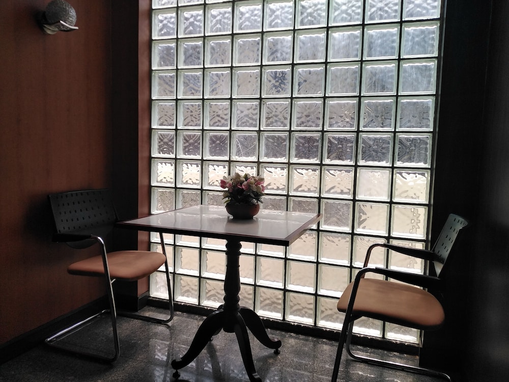 interchange tower serviced apartment