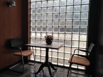 interchange tower serviced apartment