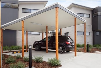 captains cove luxury apartments 1st floor spa deluxe