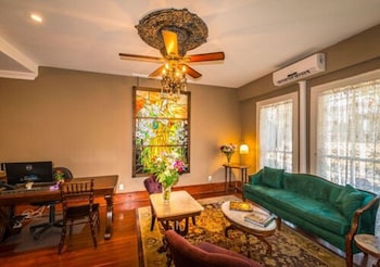 Carriage Way Inn Bed & Breakfast Adults Only - 21 Years Old And Up,,4 star