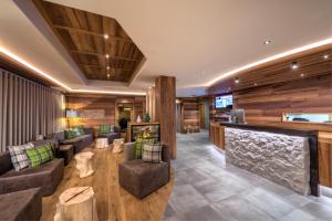 Hotel Sporting Ravelli,Italian Alps>>Commezzadura,3 star