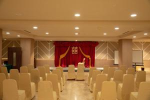 orchardz hotel industri