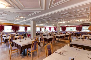 Smy Koflerhof Dolomiti,Near Skiing,4 star