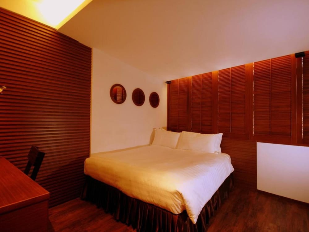 mingle place at the eden