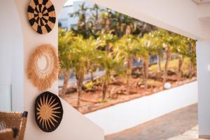 lambis studios and apartments