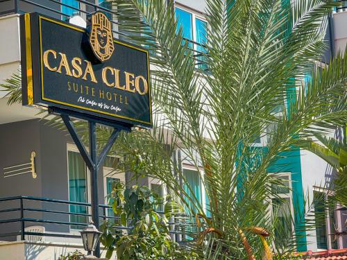 casa cleo suit hotel