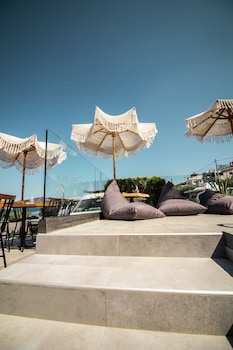 Kiani Akti Hotel,Attica>>Athens,2 star