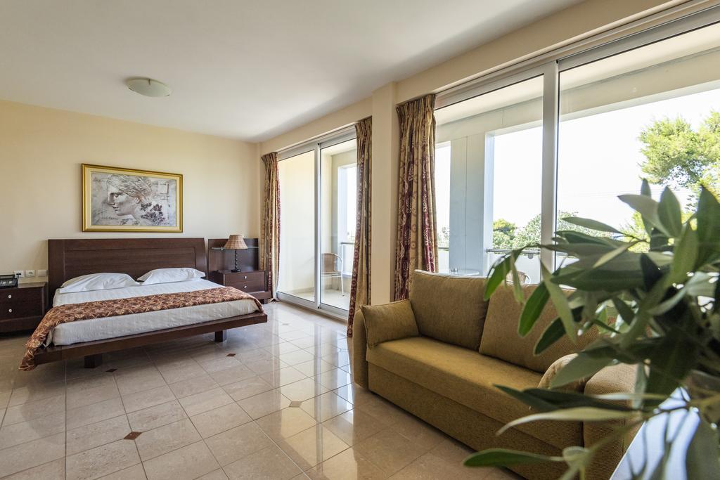 dolphin resort hotel and conference