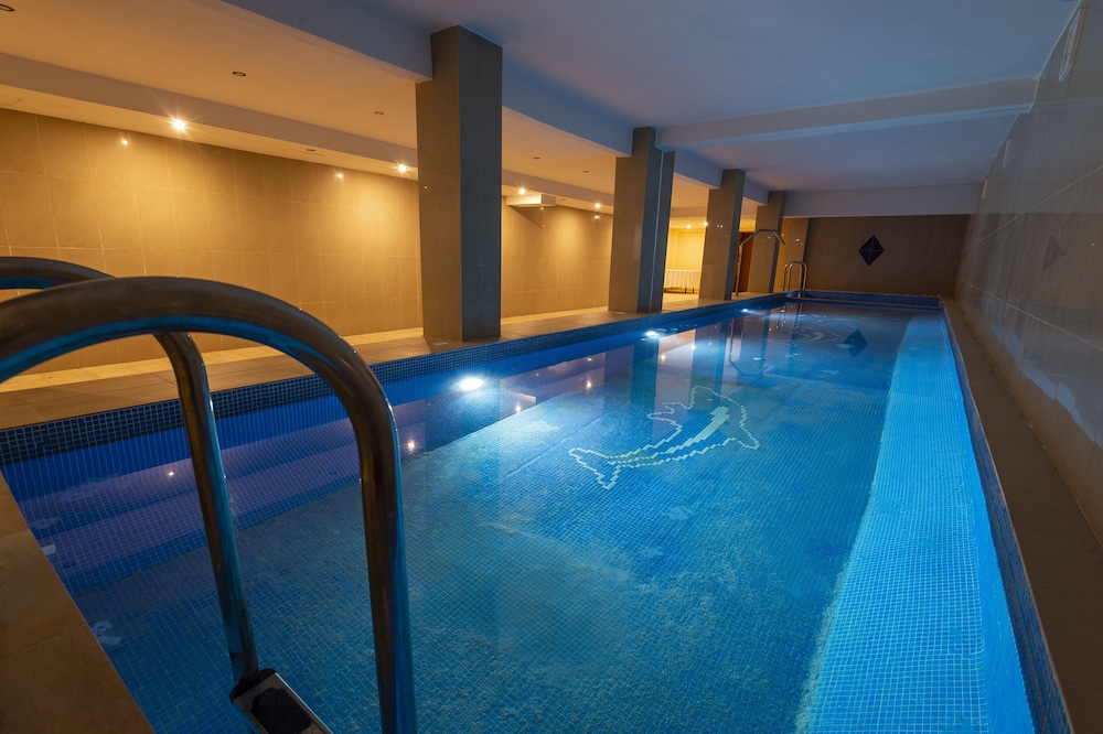 dolphin resort hotel and conference