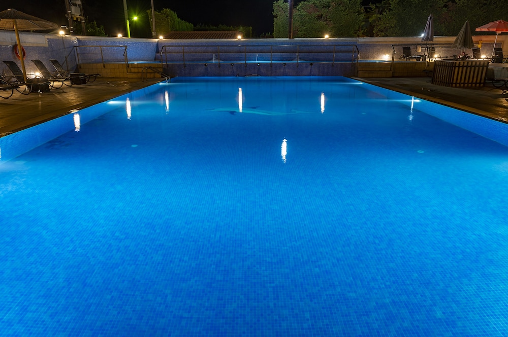 dolphin resort hotel and conference