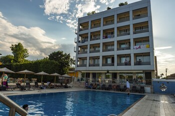 dolphin resort hotel and conference