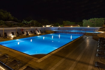dolphin resort hotel and conference