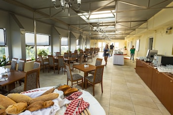dolphin resort hotel and conference