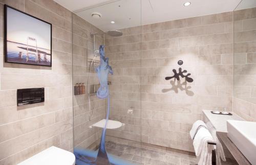 clarion hotel the hub