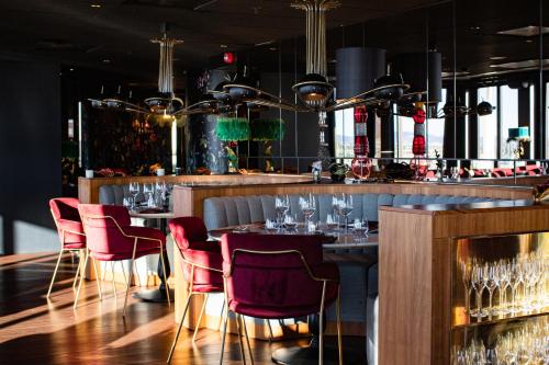 clarion hotel the hub