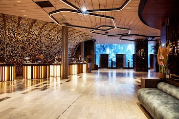 clarion hotel the hub