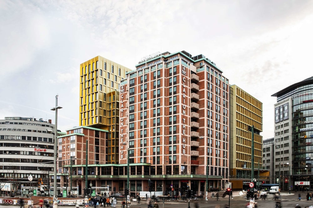 clarion hotel the hub