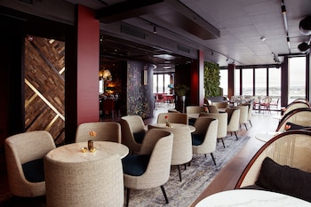 clarion hotel the hub