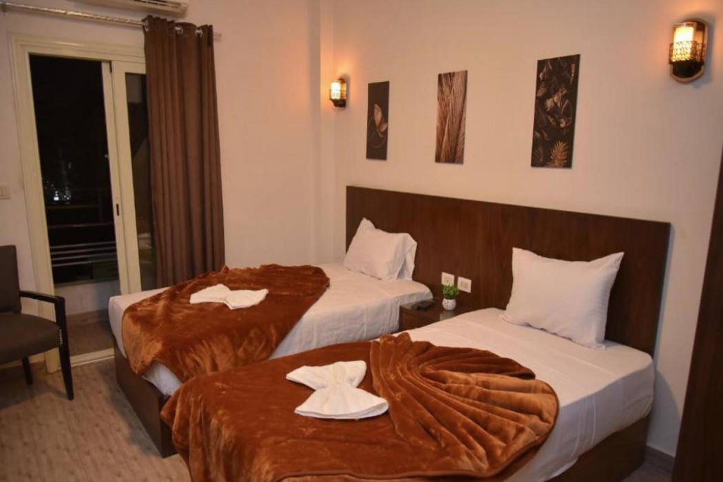 Montana Hotel,,4 star