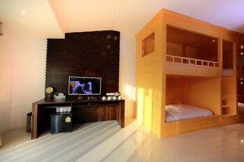 Suansaiyok Resort,Sai Yok>>Kanchanaburi,4 star