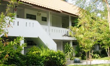 Duenshine Resort,Kaeng Sian>>Ban Tai,3 star