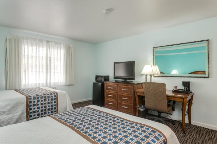 pacifica beach hotel