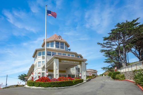 pacifica beach hotel