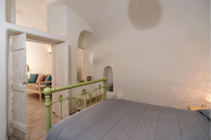 blue dolphins apartments and suites