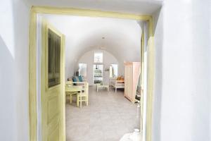 blue dolphins apartments and suites