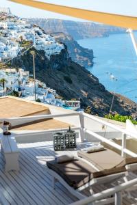 blue dolphins apartments and suites