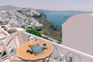 blue dolphins apartments and suites