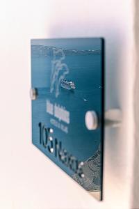 blue dolphins apartments and suites