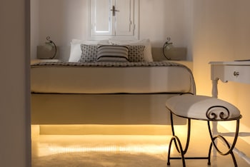 kamares apartments