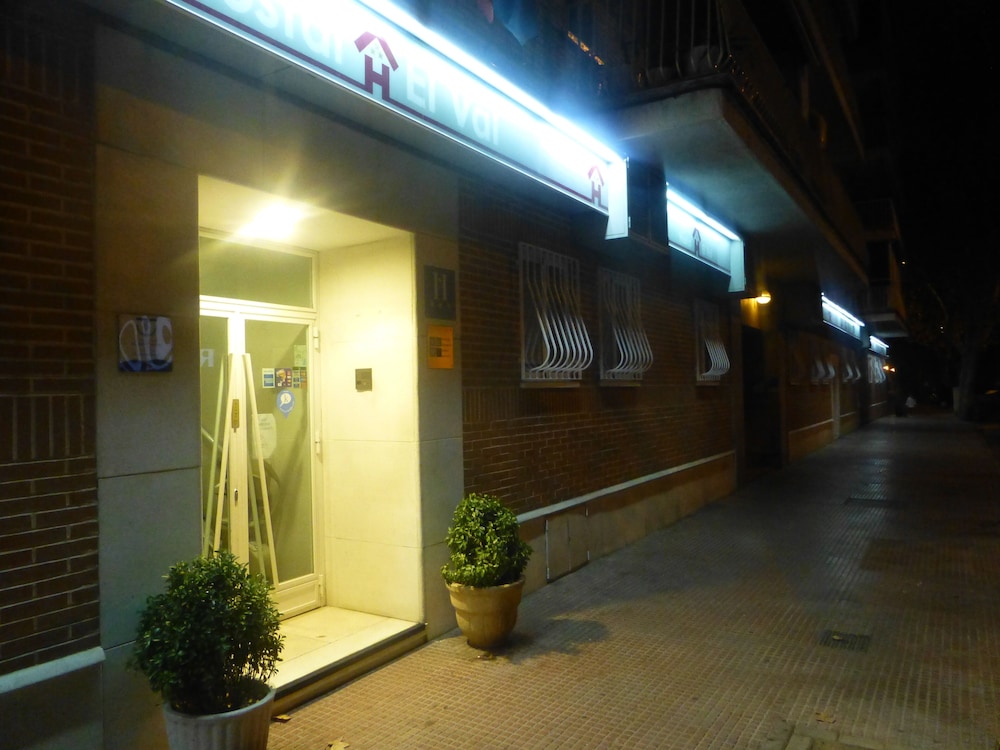 hostal el val