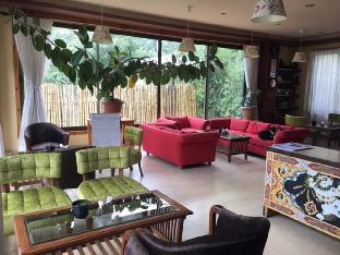 Bhutan Suites,Near Changangkha Lhakhang,4 star