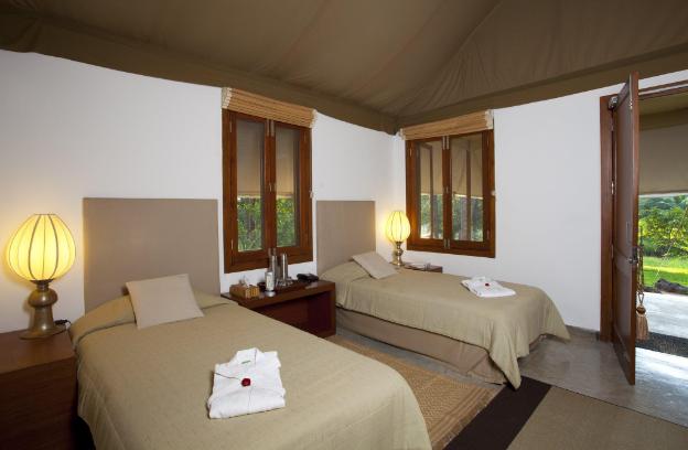 Shreyas Retreat,Sivanchetti Gardens,5 star