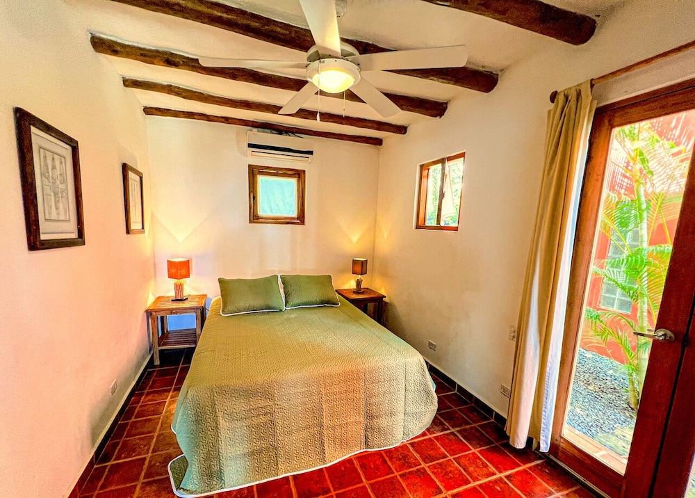 hotel punta franca