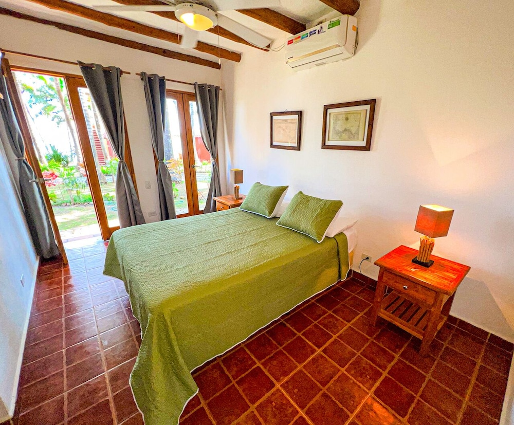hotel punta franca