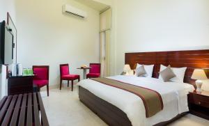 ras al jinz turtle reserve