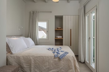castello amorgos suites