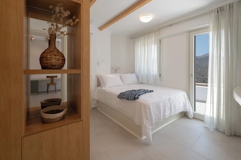 castello amorgos suites