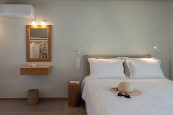castello amorgos suites